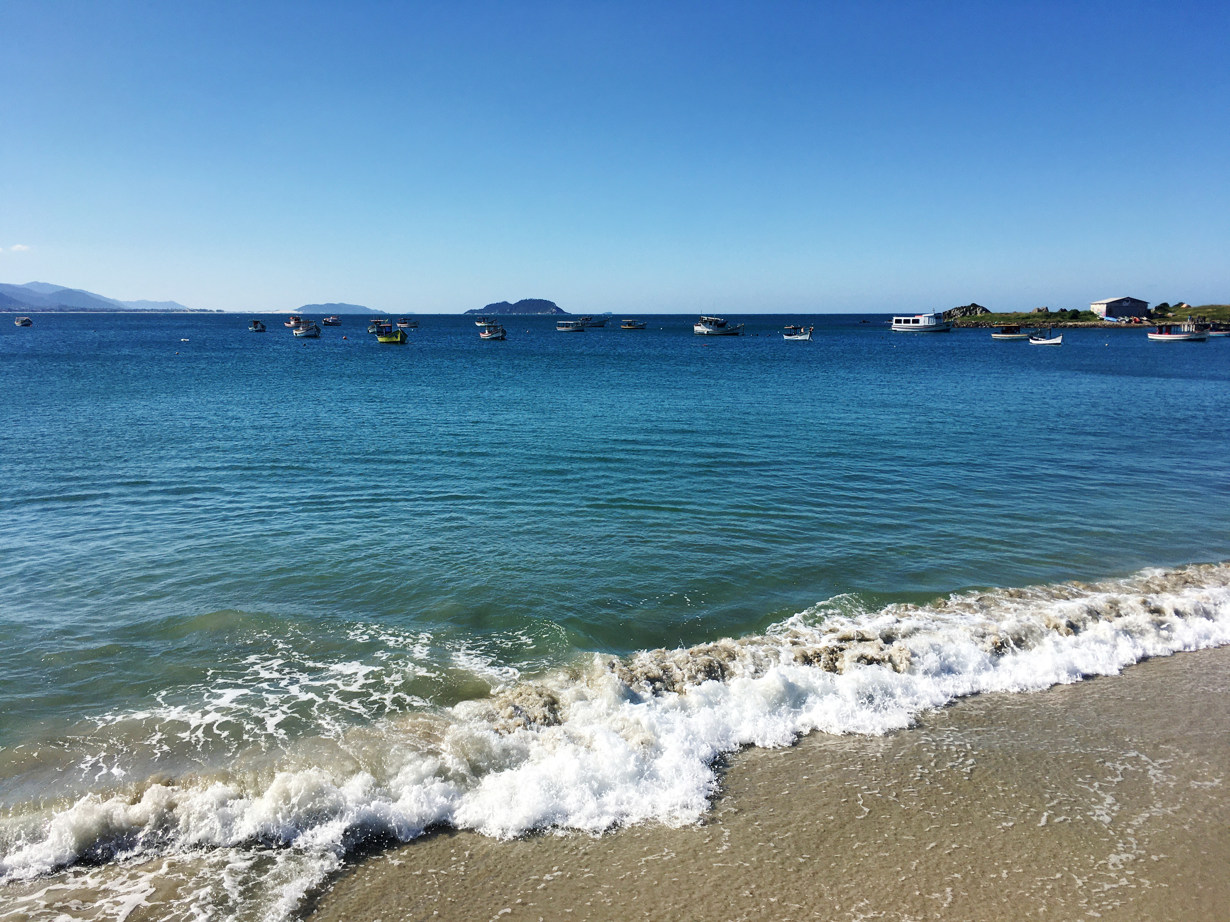 Ilha do Campeche boats